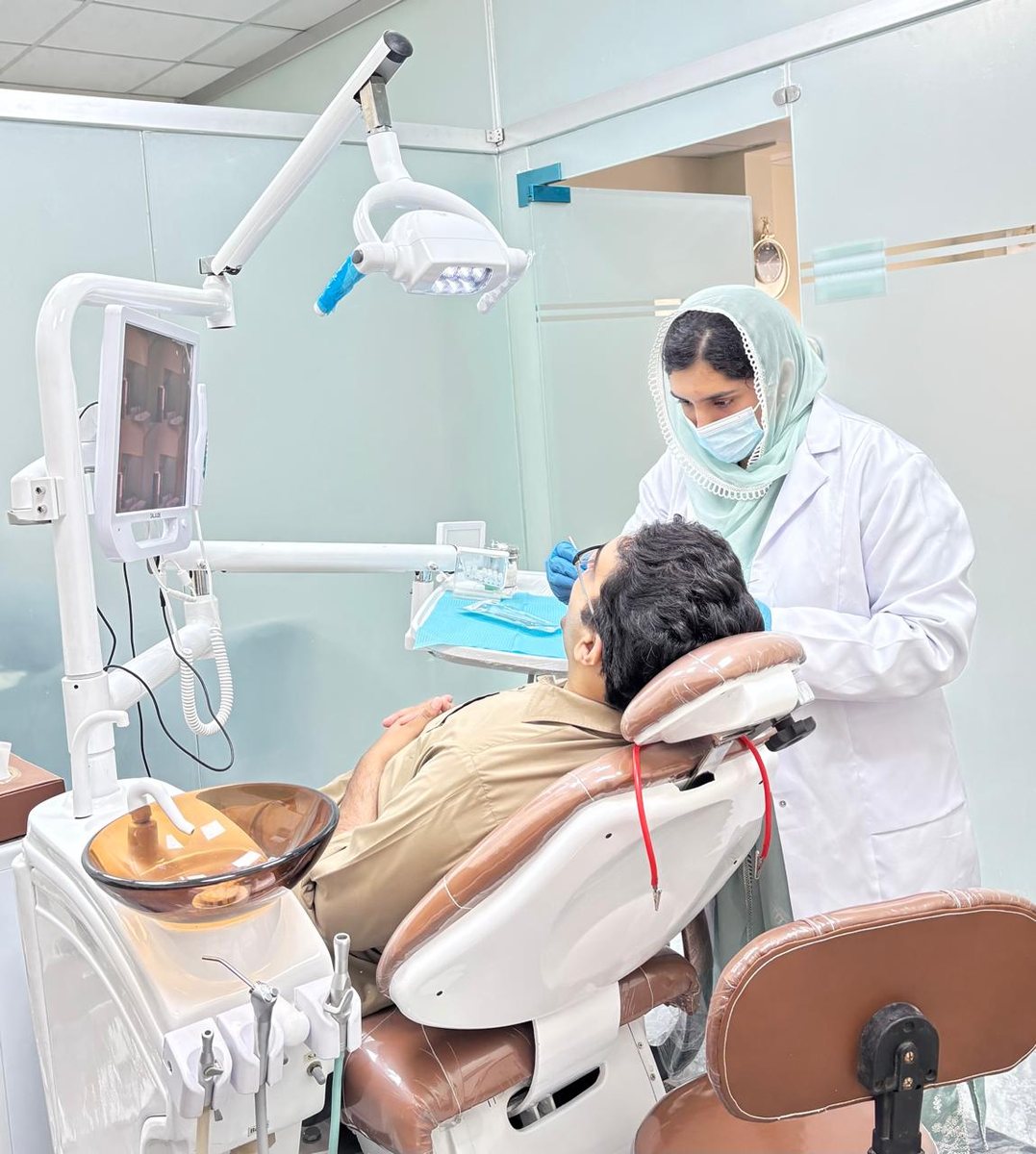 Dental treatment at Careinn Clinic 1